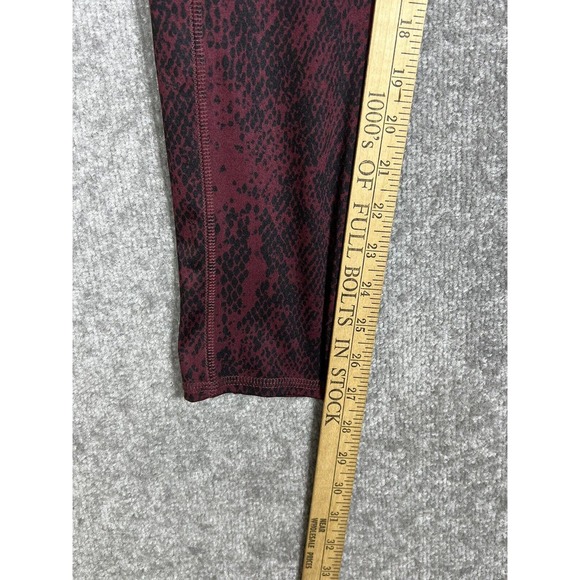 Chicos Zenergy Snake Skin Leggings Womens Size 3 US‎ Size XL (16) Pockets Maroon - Picture 9 of 10